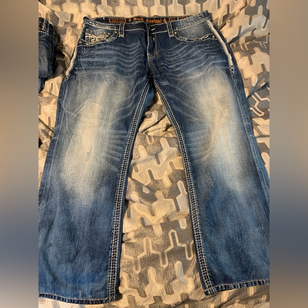 Rock revival size 42” Kevin relax straight 29” inseam